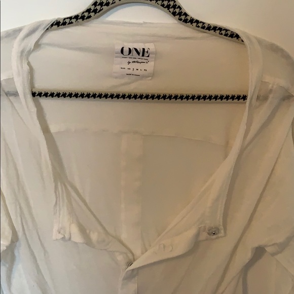 Long sleeve tee - Picture 3 of 3